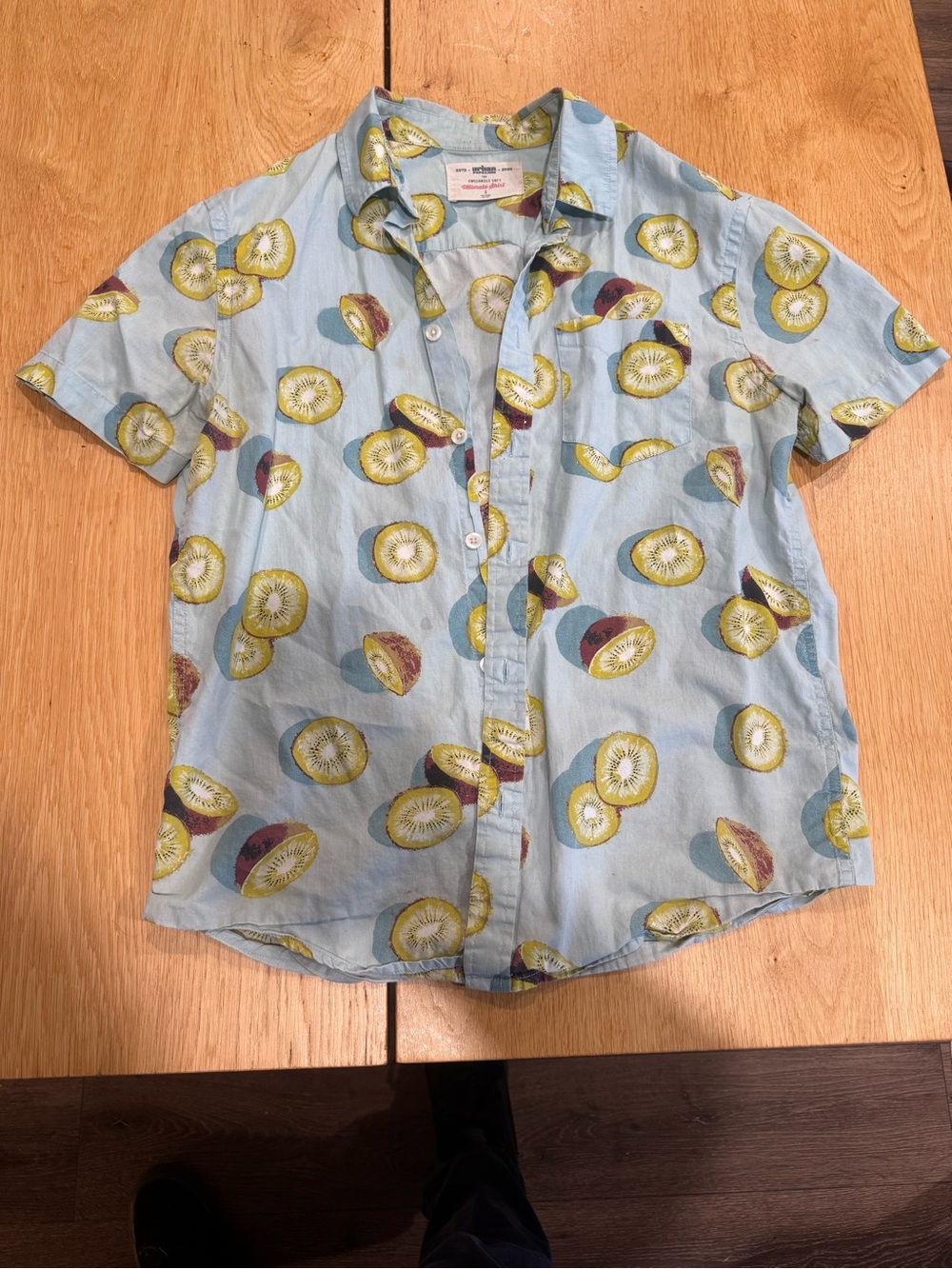 urban pipeline Light Blue Short-Sleeve Button-Up Shirt with Yellow Kiwi Print